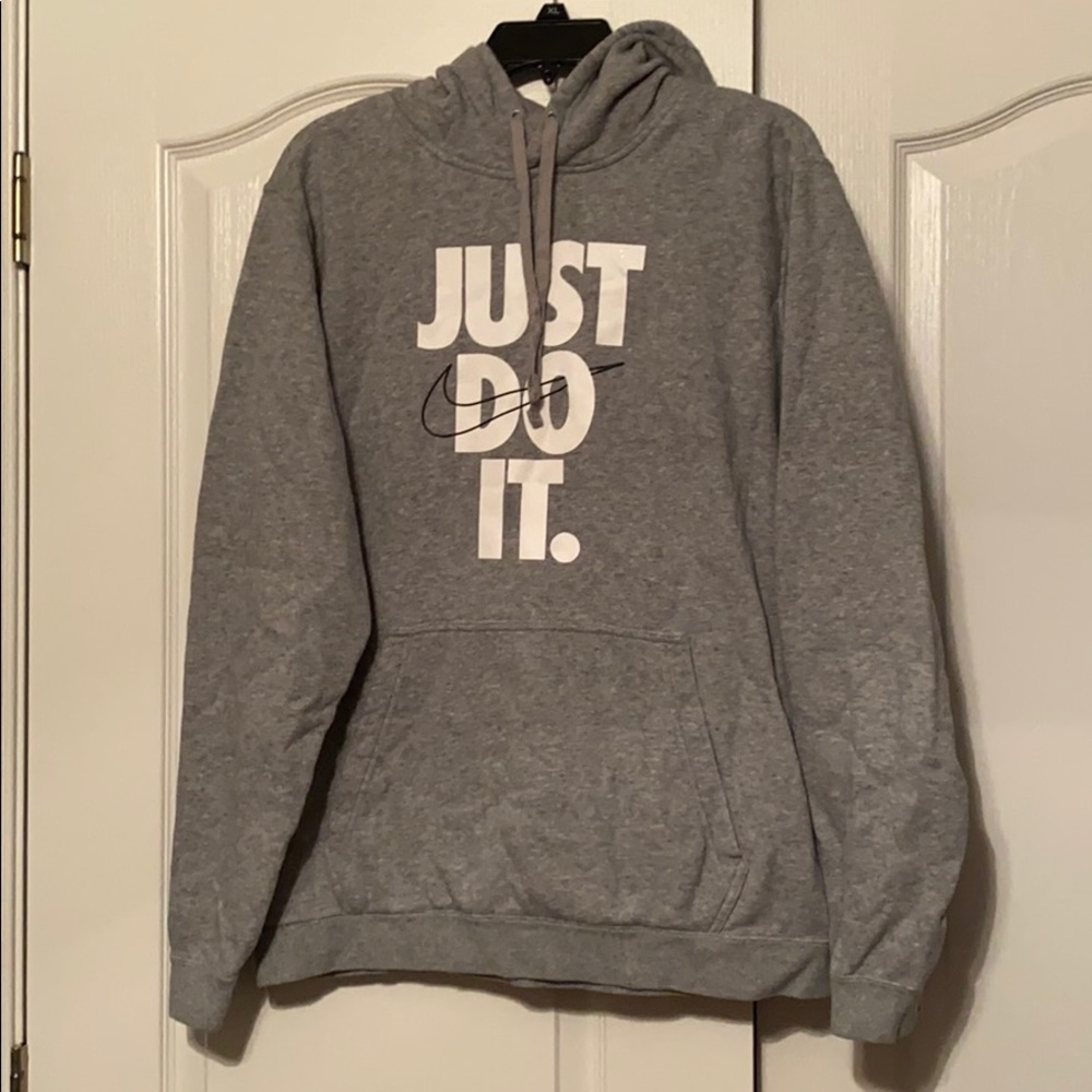 Nike sweatshirt from nonsmoking home